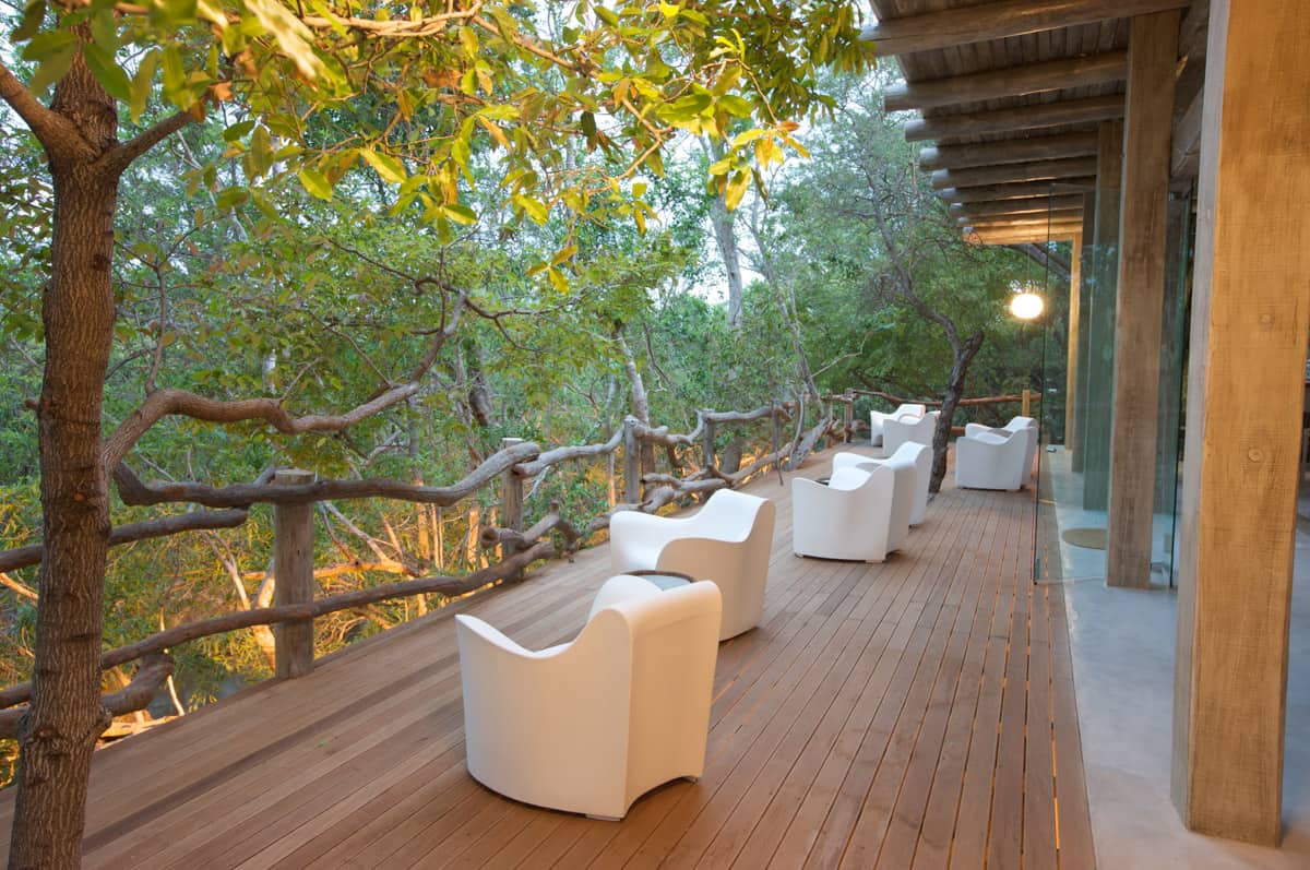Karula Bar Lounge Viewing Deck