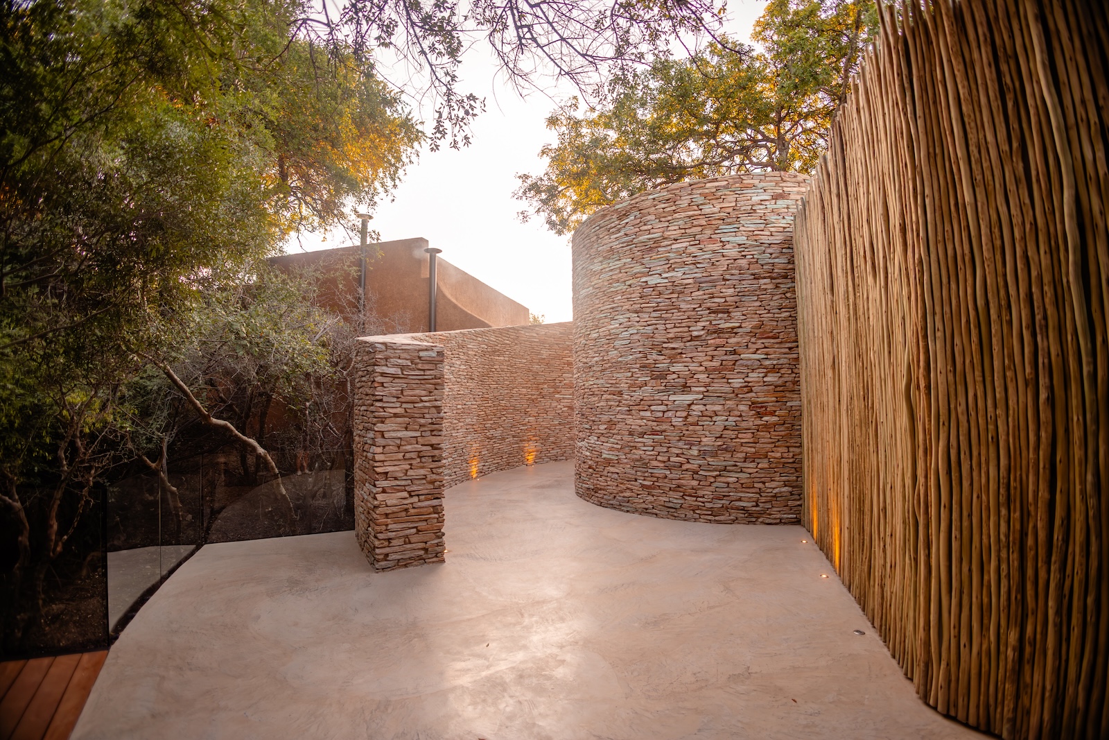Kapama Boma Enterance River lodge